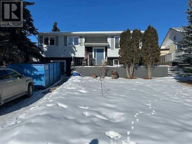 1506 1 Avenue NW Drumheller