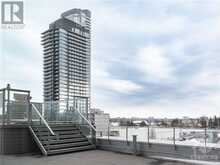 111 CHAMPAGNE AVENUE UNIT#601 Ottawa