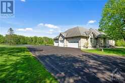 2501 KEARNS WAY Ottawa