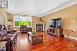 2501 KEARNS WAY Ottawa