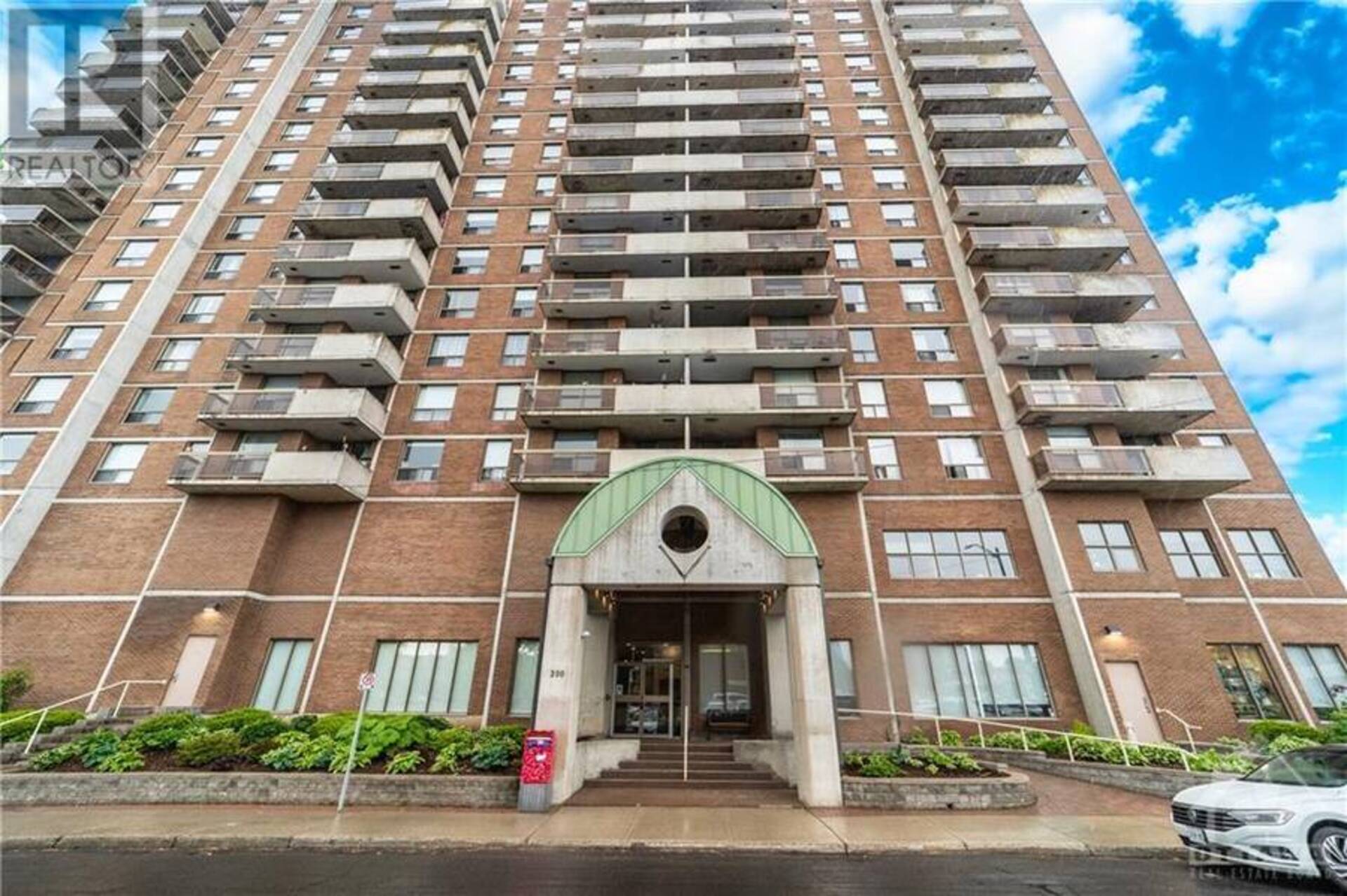 200 LAFONTAINE AVENUE UNIT#1002 Ottawa