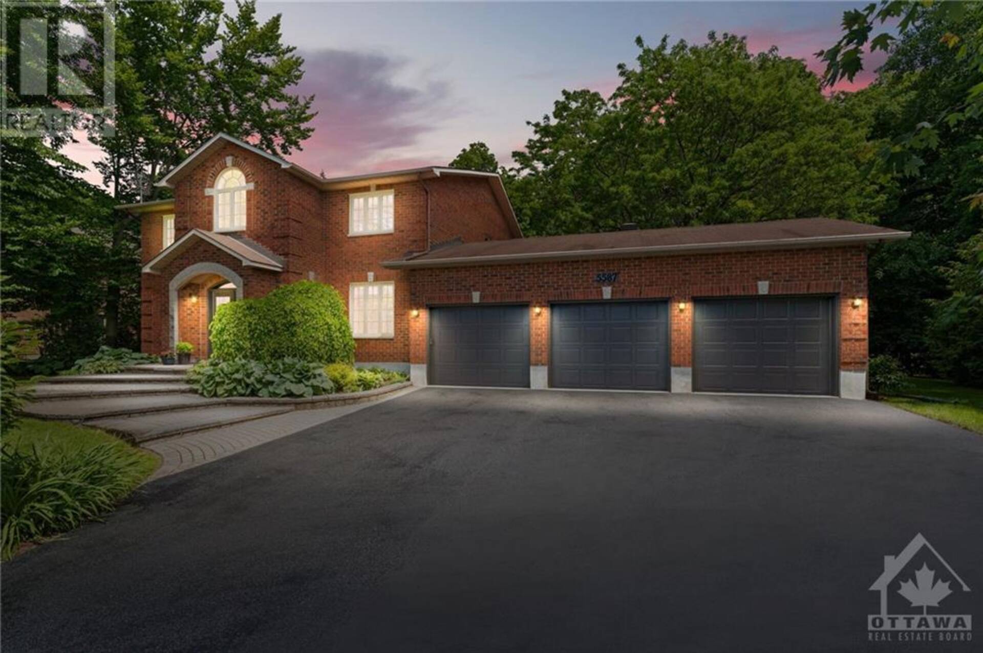 5587 PETTAPIECE CRESCENT Manotick