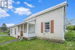 2889 COLONIAL ROAD Sarsfield