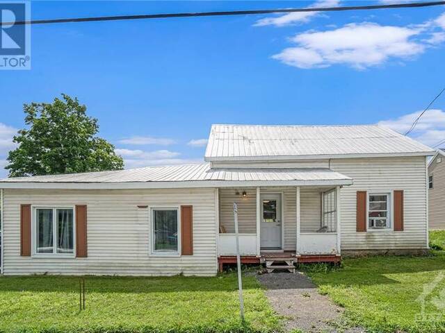 2889 COLONIAL ROAD Sarsfield Ontario