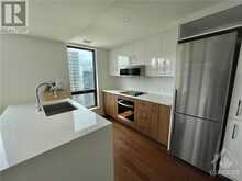 340 QUEEN STREET UNIT#2407 Ottawa