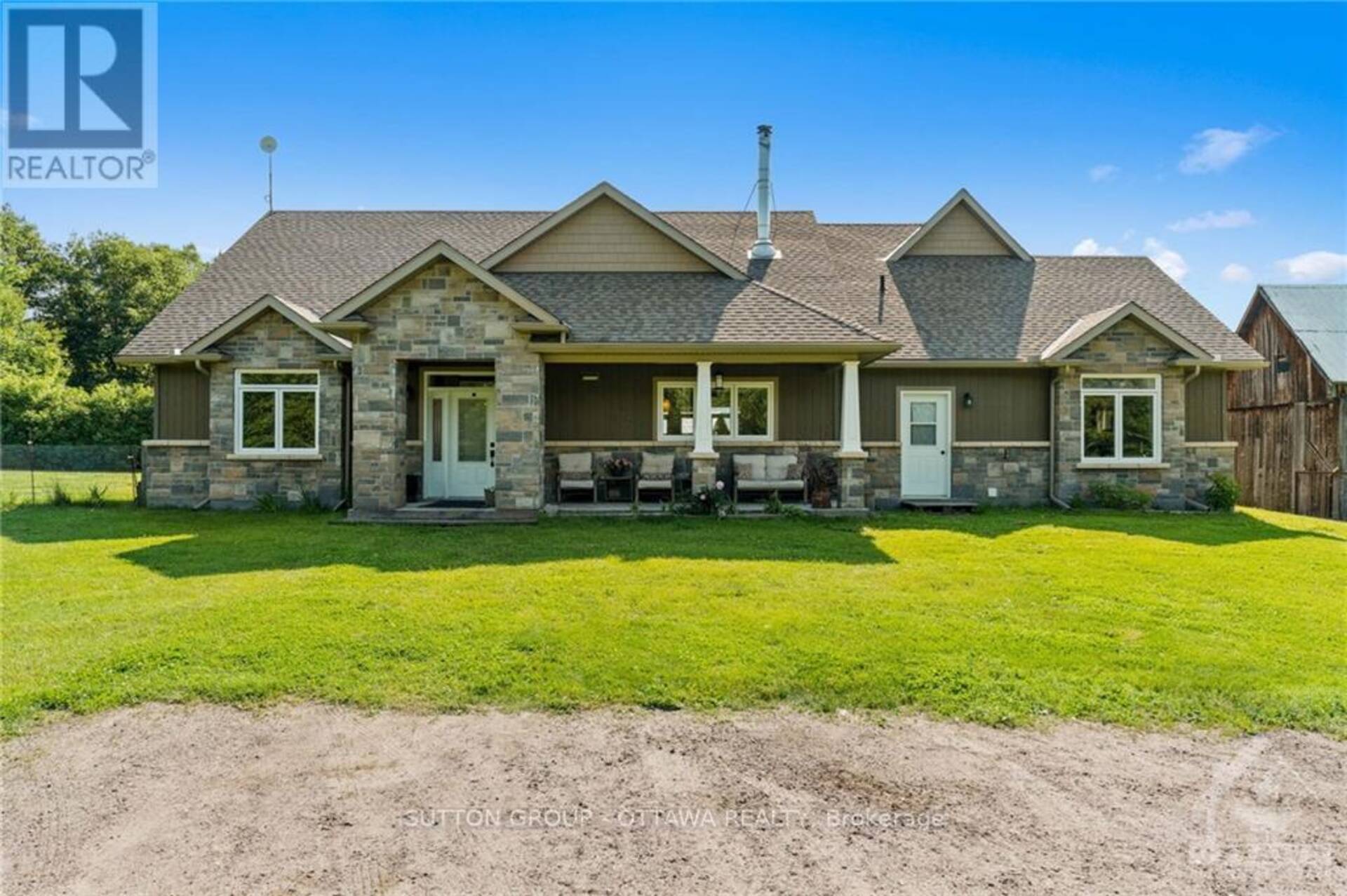 1448 WOITO STATION ROAD Laurentian Valley