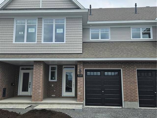 737 MAVERICK CRESCENT Ottawa Ontario