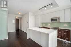 111 CHAMPAGNE AVENUE UNIT#1010 Ottawa