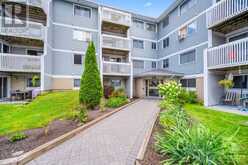 216 VIEWMOUNT DRIVE UNIT#106 Ottawa