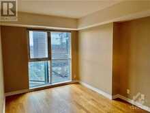 445 LAURIER AVENUE W UNIT#1803 Ottawa