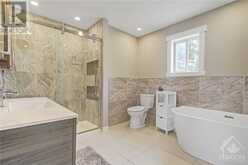 476 BAYVIEW DRIVE Ottawa