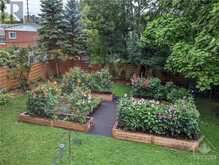 2114 BALHARRIE AVENUE Ottawa