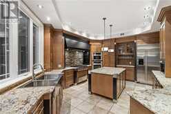 5800 QUEENSCOURT CRESCENT Ottawa