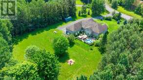 132 COUNTRY CARRIAGE WAY Ottawa