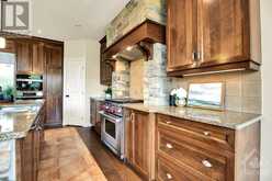 5844 LONGHEARTH WAY Manotick