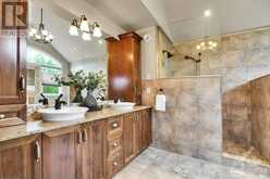 5844 LONGHEARTH WAY Manotick