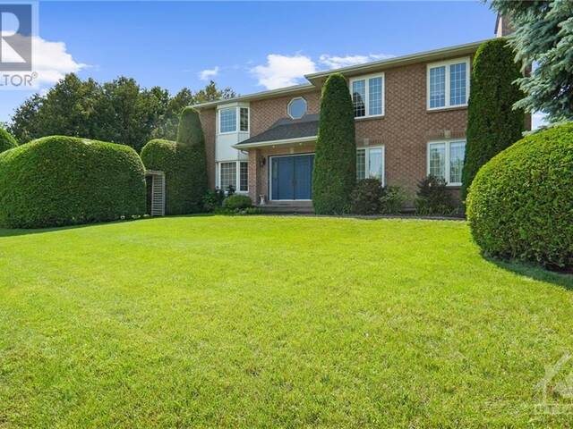 74 TRAILWAY CIRCLE Ottawa Ontario