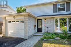 34 LINDHURST CRESCENT Ottawa