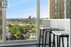 111 CHAMPAGNE AVENUE UNIT#904 Ottawa