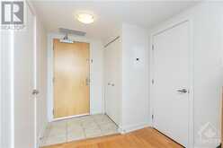 179 METCALFE STREET UNIT#1707 Ottawa