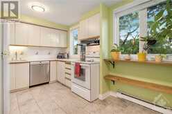 6718 JEANNE D'ARC BOULEVARD UNIT#B Orleans