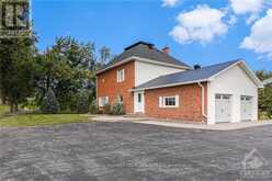 2203 RUSSETT DRIVE McNab/Braeside