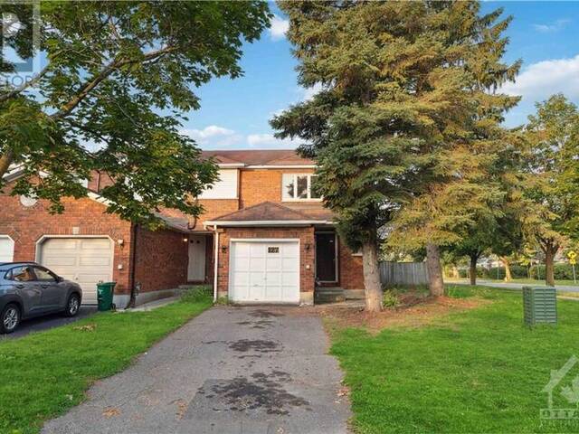 127 WOODBURY CRESCENT Ottawa Ontario