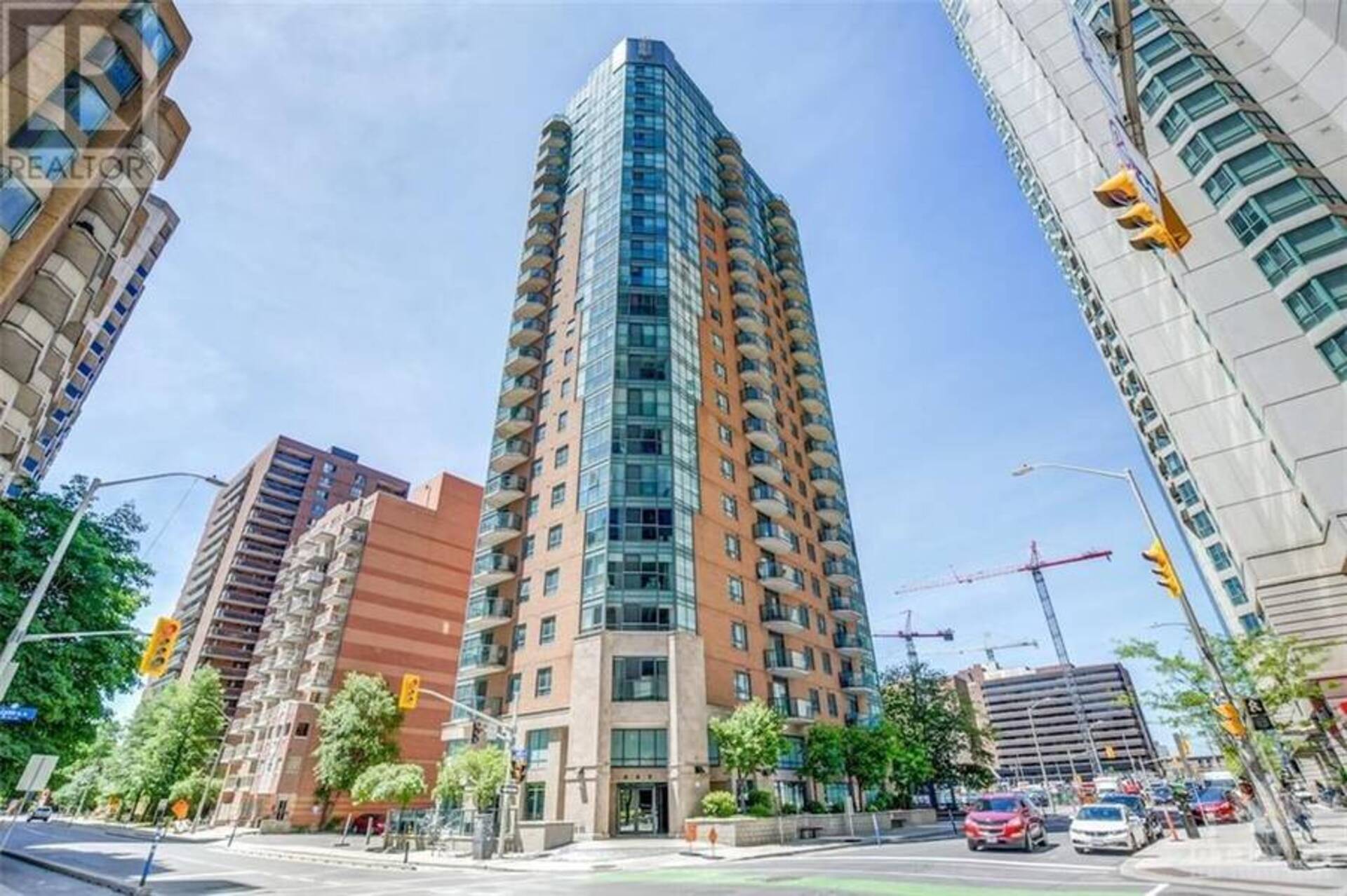 445 LAURIER AVENUE W UNIT#705 Ottawa