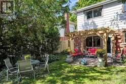 584 DICKINSON AVENUE Ottawa