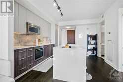 111 CHAMPAGNE AVENUE S UNIT#306 Ottawa