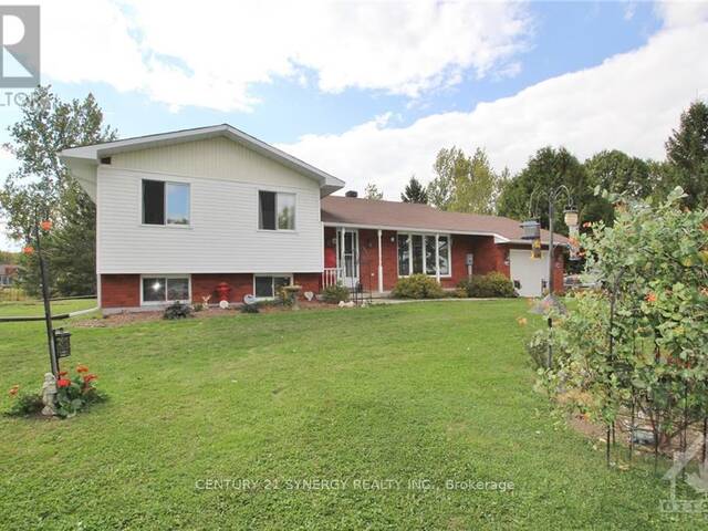 561 RIVER ROAD McNab/Braeside Ontario