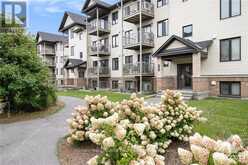 1 - 105 BLUESTONE Ottawa