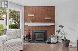 196 LARKIN DRIVE Ottawa