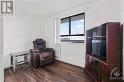 470 LAURIER AVENUE W UNIT#PH-2305 Ottawa