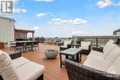 470 LAURIER AVENUE W UNIT#PH-2305 Ottawa