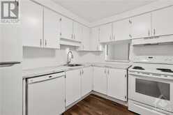 470 LAURIER AVENUE W UNIT#PH-2305 Ottawa