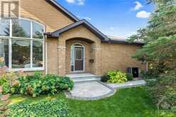 2 COULSON COURT Kanata