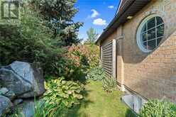 2 COULSON COURT Kanata