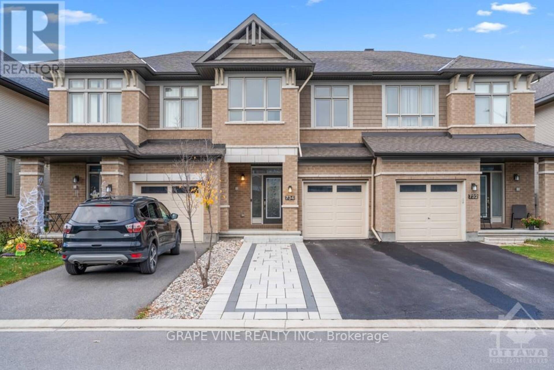 734 CAPRICORN CIRCLE Ottawa