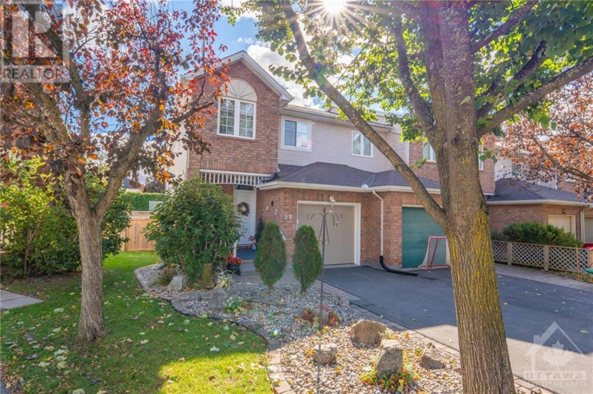 58 MILNER DOWNS CRESCENT Kanata