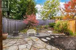 4 CHATSWORTH CRESCENT Ottawa