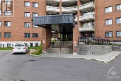 3100 CARLING AVENUE UNIT#811 Ottawa