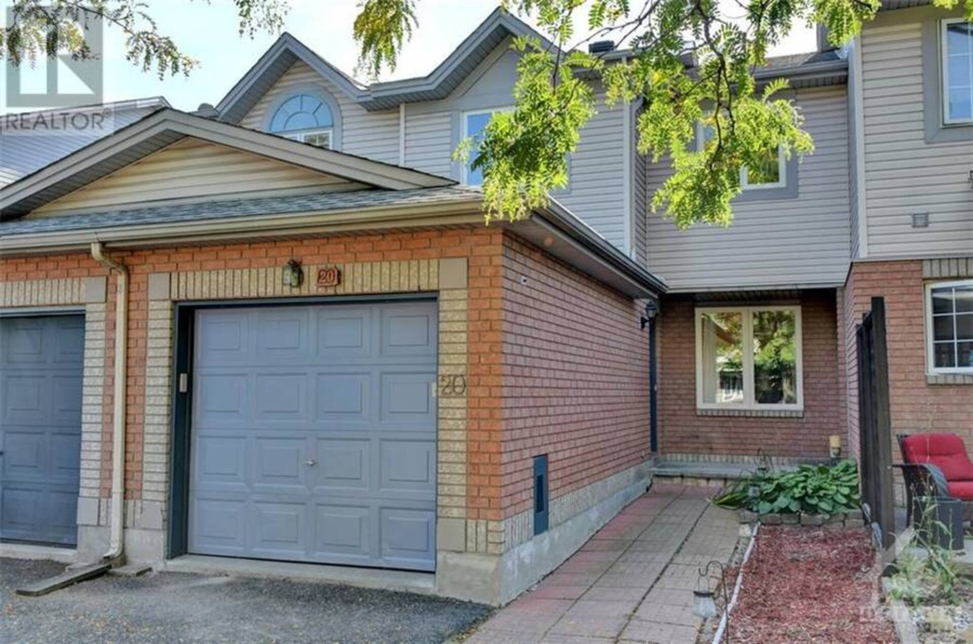 20 KINCARDINE DRIVE Ottawa