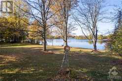 1082 BOUCHER CRESCENT UNIT#2 Manotick