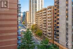 702 - 475 LAURIER AVENUE W Ottawa