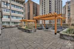 2503 - 500 LAURIER AVENUE W Ottawa