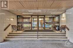 2503 - 500 LAURIER AVENUE W Ottawa