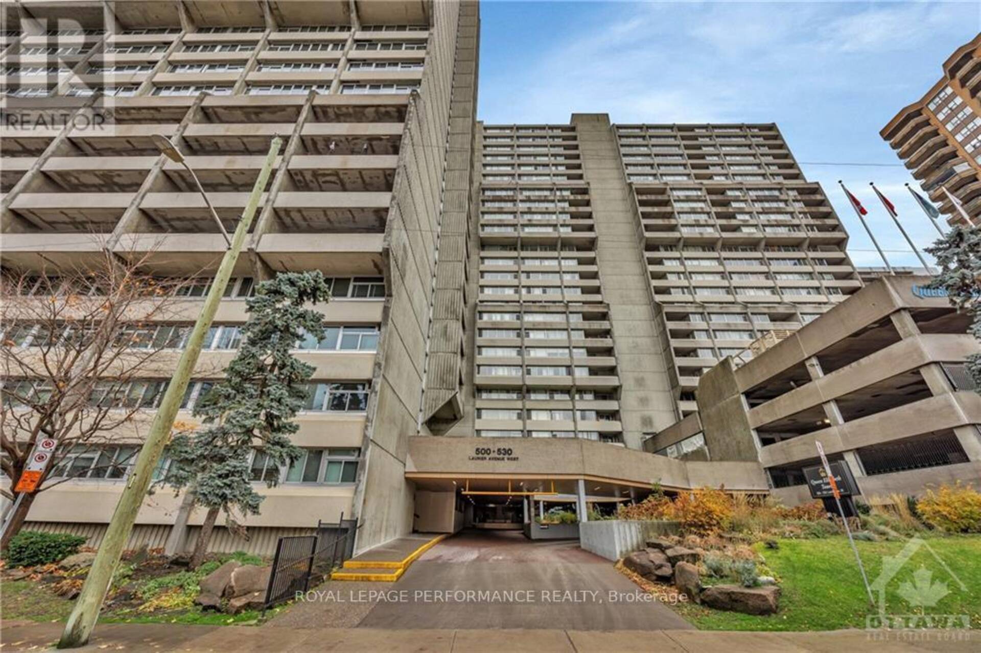 2503 - 500 LAURIER AVENUE W Ottawa