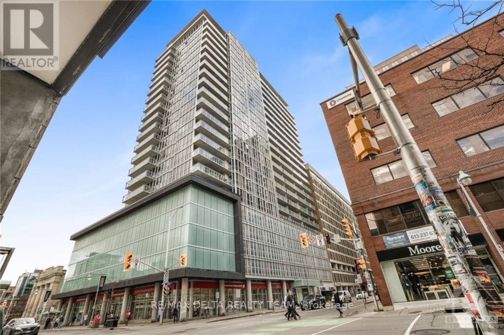 809 - 324 LAURIER AVENUE Ottawa Centre