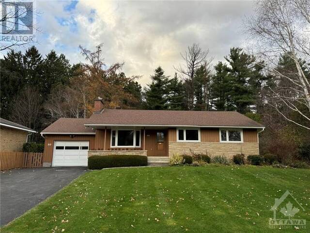 93 BURNBANK STREET Tanglewood-Grenfell Glen-Pineglen Ontario